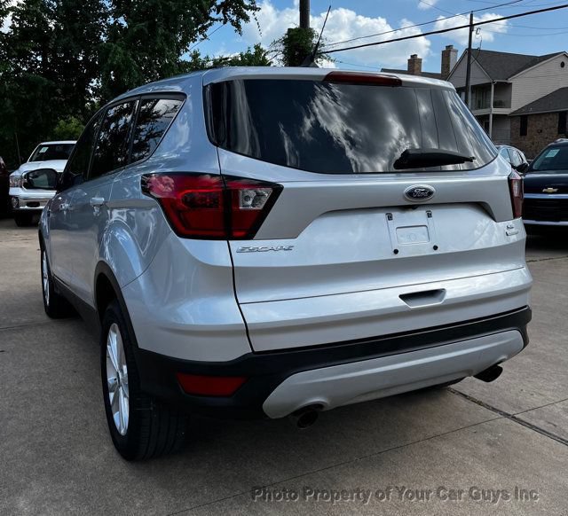 Used 2019 Ford Escape SE FWD image 9