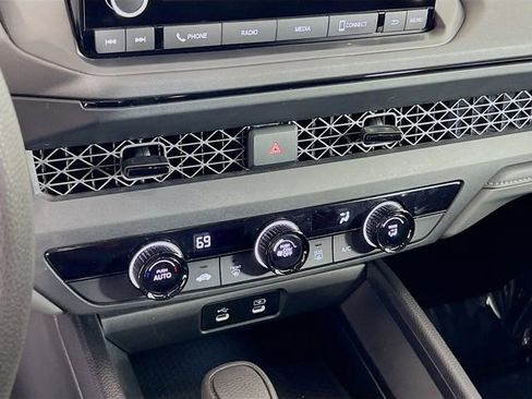 Certified 2024 Honda Accord LX image 15