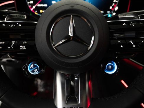 New 2026 Mercedes-Benz E 53 AMG e 4MATIC Sedan image 21