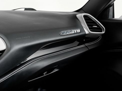 Used 2016 Ferrari 488 GTB image 40