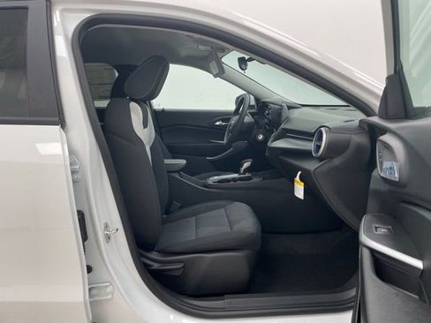 New 2026 Chevrolet Trax LS w/ LS Convenience Package FWD image 13