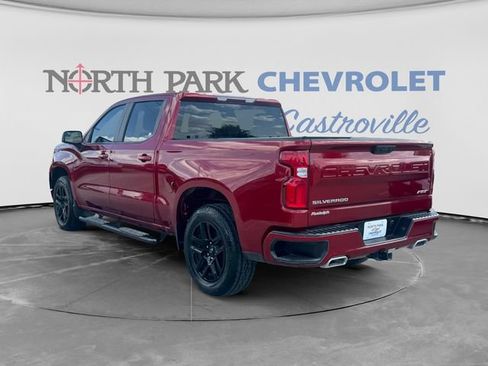 Used 2022 Chevrolet Silverado 1500 RST w/ Z71 Off-Road Package AWD/4WD image 7