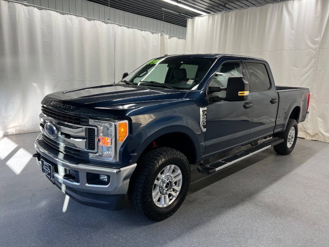 Used 2017 Ford F250 XLT w/ XLT Value Package AWD/4WD image 1