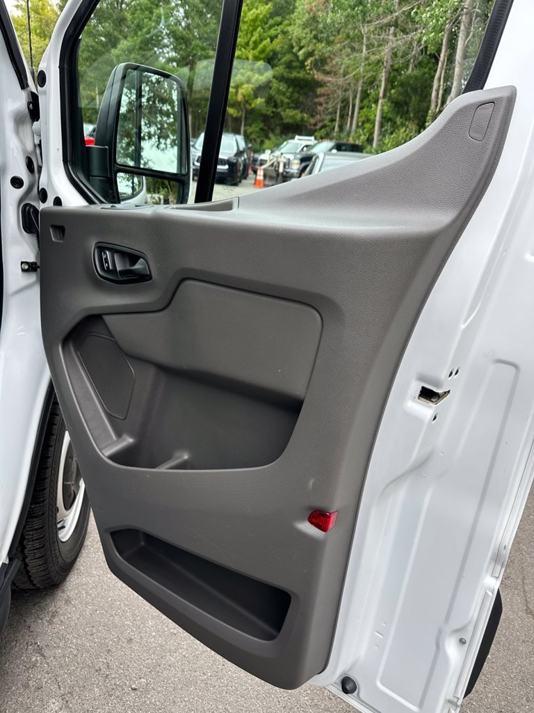 Used 2024 Ford Transit 250 148 Medium Roof w/ Load Area Protection Package RWD image 26