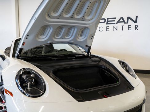 Used 2020 Porsche 911 Carrera S RWD image 32