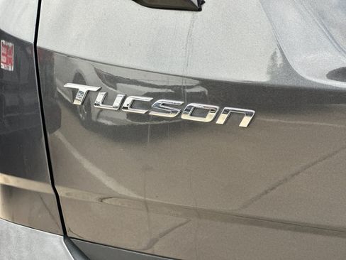 Used 2022 Hyundai Tucson Limited AWD/4WD image 29