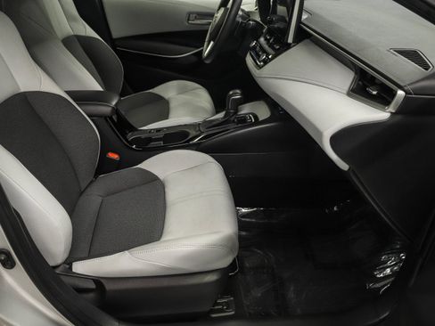 Used 2023 Toyota Corolla XSE FWD image 15