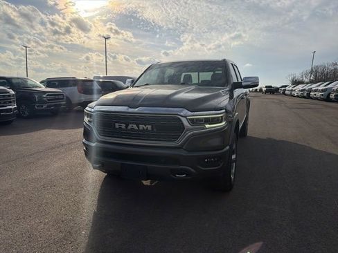 Used 2022 RAM 1500 Limited w/ Body Color Bumper Group image 2