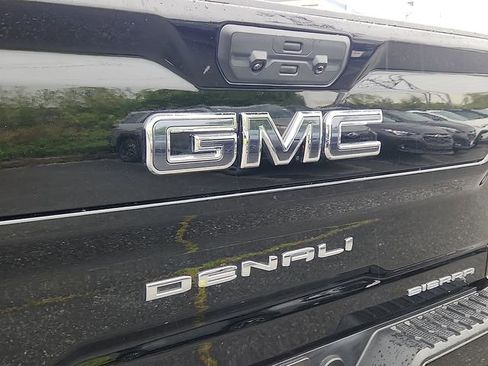 Used 2025 GMC Sierra 2500 Denali Ultimate AWD/4WD image 31