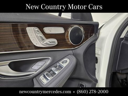Used 2019 Mercedes-Benz C 300 4MATIC Sedan image 20