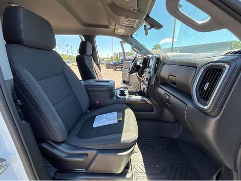Used 2021 Chevrolet Silverado 1500 LT Trail Boss w/ Bed Protection Package AWD/4WD image 6