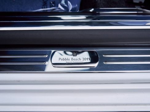 Used 2019 Rolls-Royce Ghost image 2