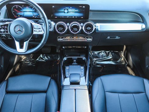 Used 2022 Mercedes-Benz GLB 250 image 13