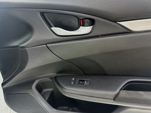 Used 2020 Honda Civic LX image 30