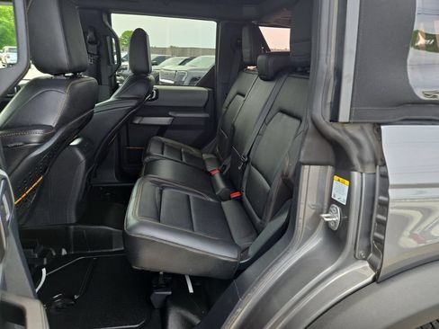 Certified 2021 Ford Bronco Badlands AWD/4WD image 4