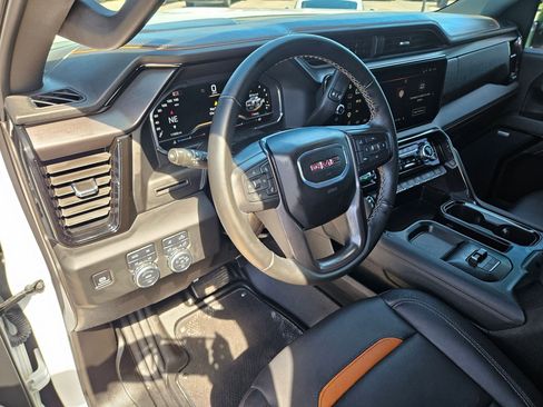 Used 2025 GMC Sierra 2500 AT4 AWD/4WD image 17