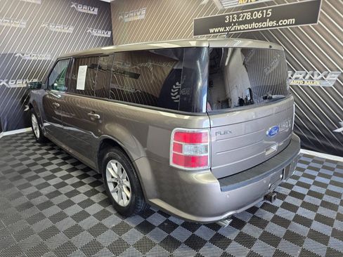 Used 2014 Ford Flex SE FWD image 10