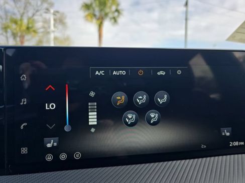 New 2026 Nissan Kicks SR FWD image 19