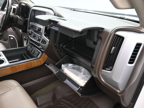 Used 2018 GMC Sierra 1500 SLT image 46