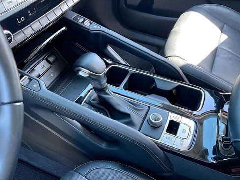 Certified 2022 Kia Telluride EX w/ EX Premium Package image 14