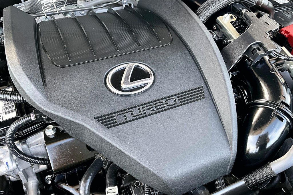 Used 2024 Lexus RX 350 Premium w/ Accessory Package (A2) FWD image 33