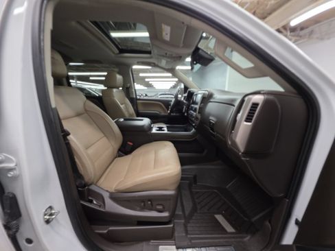 Used 2018 GMC Sierra 1500 Denali w/ Denali Ultimate Package AWD/4WD image 24