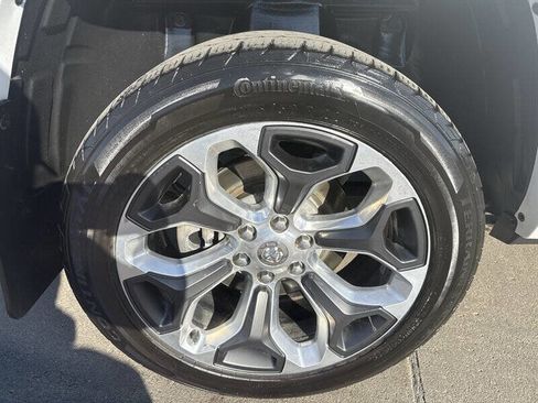 Used 2022 RAM 1500 Limited image 15