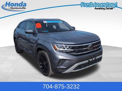 Used 2023 Volkswagen Atlas Cross Sport SE w/ Panoramic Sunroof Package