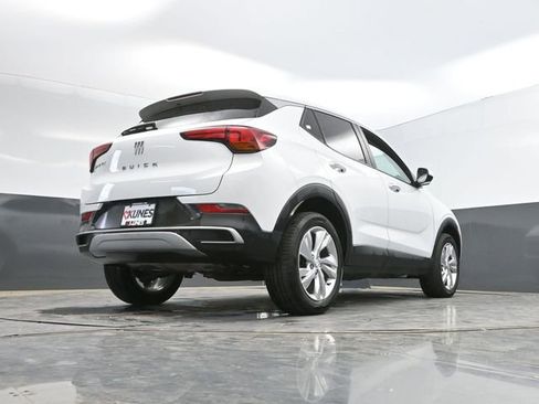 Used 2025 Buick Encore GX Preferred AWD/4WD image 51