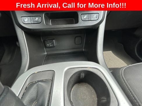 Used 2022 Chevrolet Colorado LT w/ Redline Special Edition AWD/4WD image 12