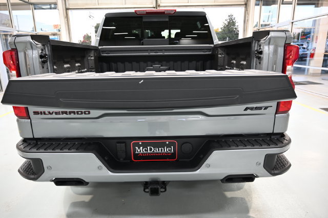 New 2026 Chevrolet Silverado 1500 RST w/ Redline Edition AWD/4WD image 7