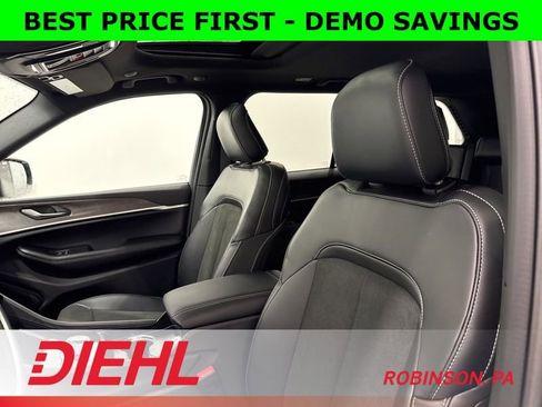 New 2026 Jeep Grand Cherokee Altitude AWD/4WD image 19