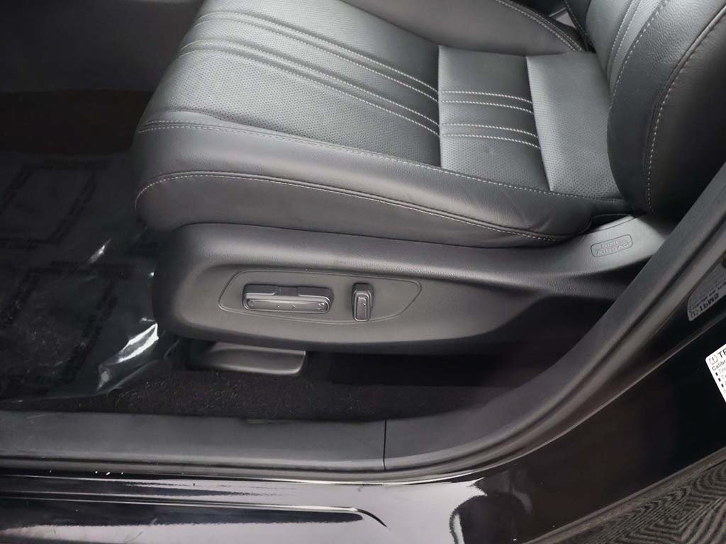 Certified 2025 Honda HR-V EX-L image 31
