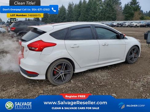 Used 2016 Ford Focus ST FWD image 4