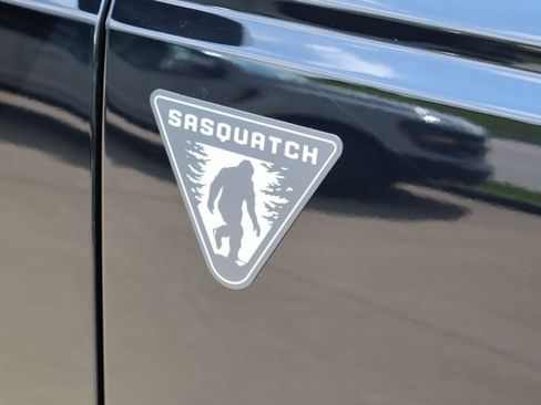New 2026 Ford Bronco 2-Door w/ Sasquatch Package AWD/4WD image 9