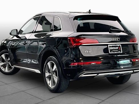 Used 2023 Audi Q5 2.0T Premium w/ Convenience Package AWD/4WD image 12