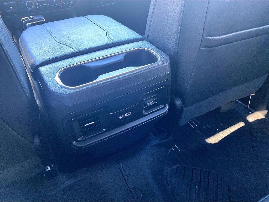 Used 2025 Chevrolet Silverado 1500 RST AWD/4WD image 27