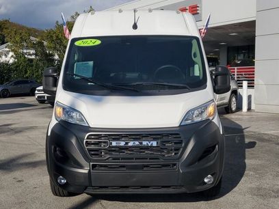 Used 2024 RAM ProMaster 2500 w/ Convenience Group