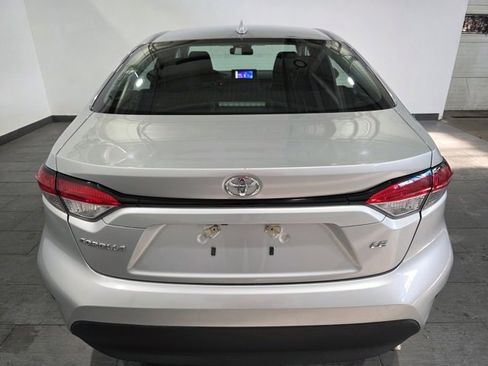 Used 2023 Toyota Corolla LE image 4