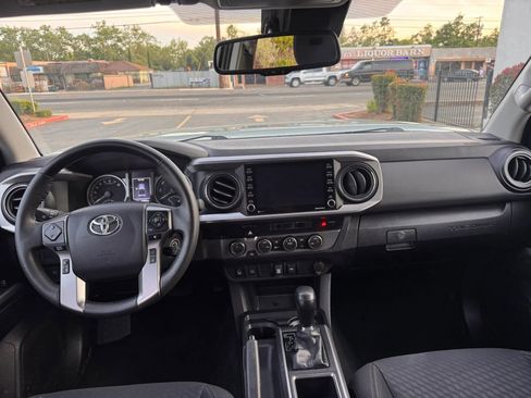 Used 2022 Toyota Tacoma SR5 w/ Trail Edition AWD/4WD image 19