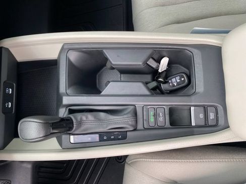 Used 2025 Honda Accord SE image 29
