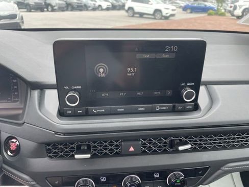 Certified 2023 Honda Accord EX image 16