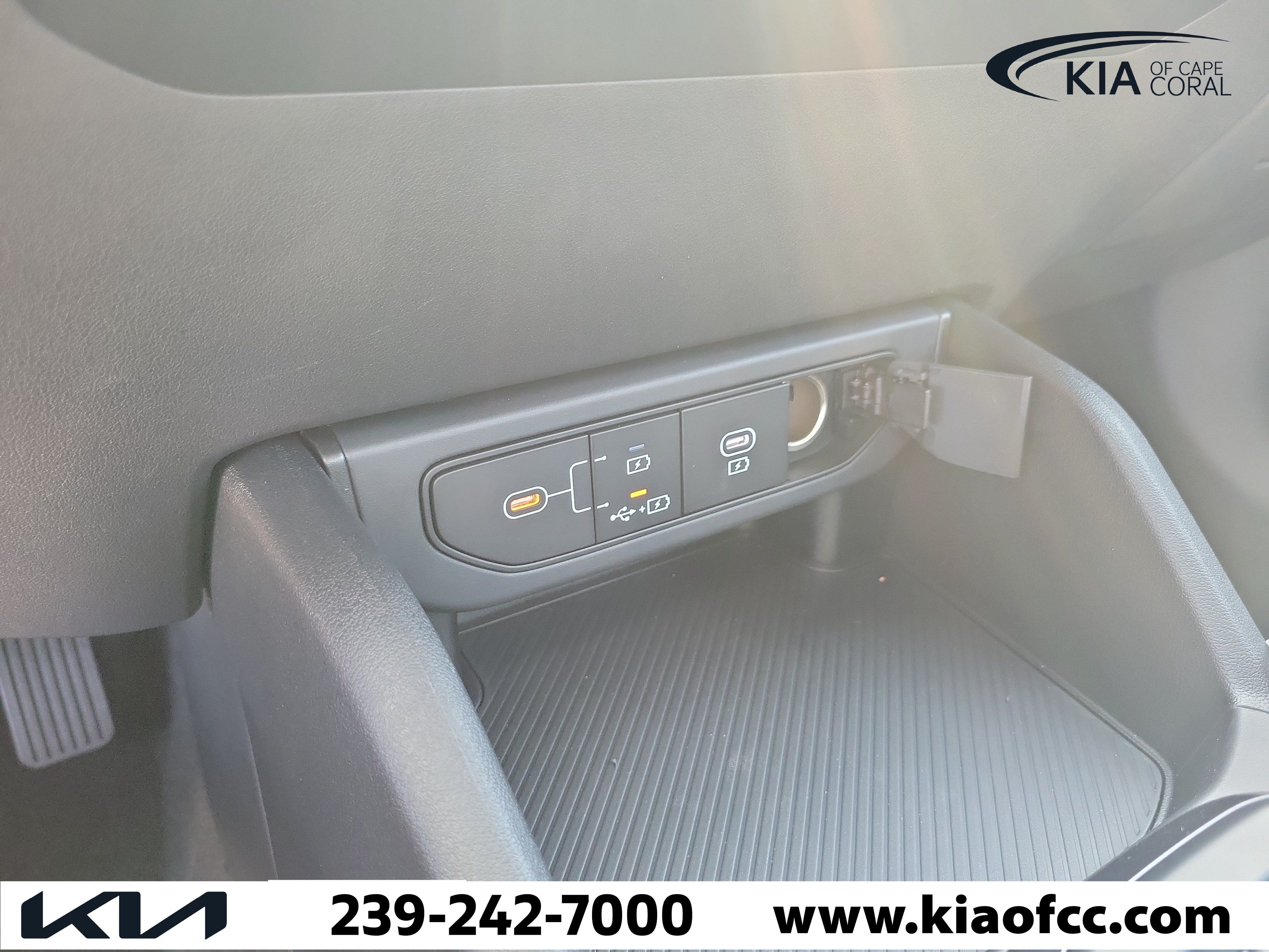 New 2026 Kia K4 FWD image 29
