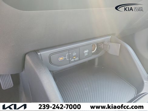 New 2026 Kia K4 FWD image 29