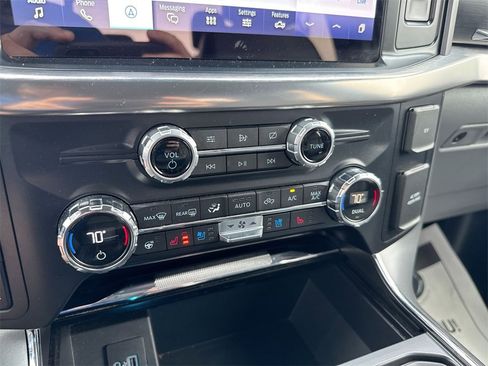 Used 2021 Ford F150 Lariat w/ Equipment Group 502A High image 18