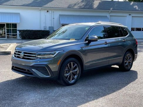 Used 2022 Volkswagen Tiguan SE FWD image 29