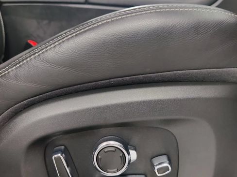 Used 2016 Jaguar XJ AWD/4WD image 16