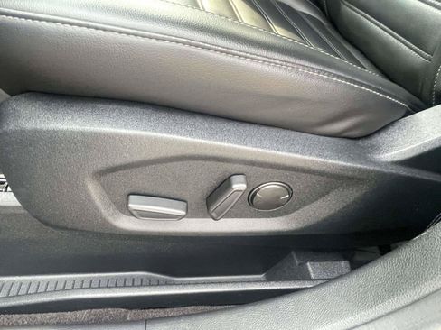 Used 2020 Ford Edge SEL w/ Convenience Package FWD image 13