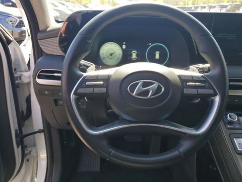 Used 2024 Hyundai Palisade Limited AWD/4WD image 28