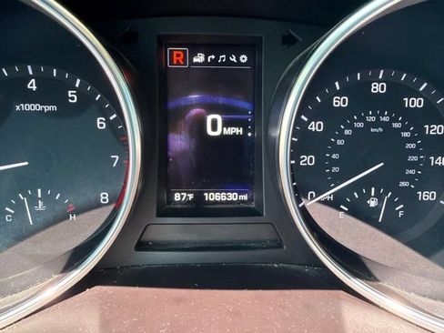 Used 2017 Hyundai Santa Fe Limited FWD image 22